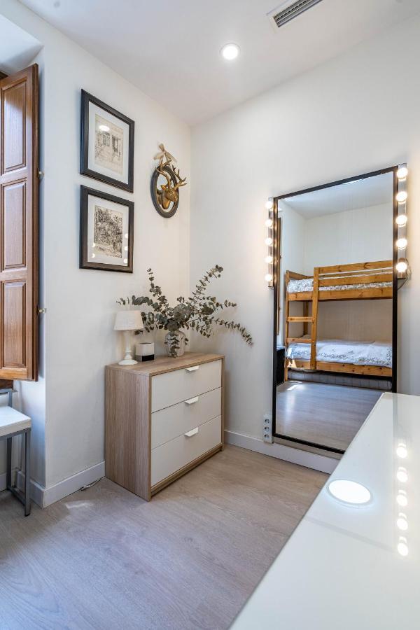 Appartement Central Luxury Flat With Free Parking à Valence Extérieur photo